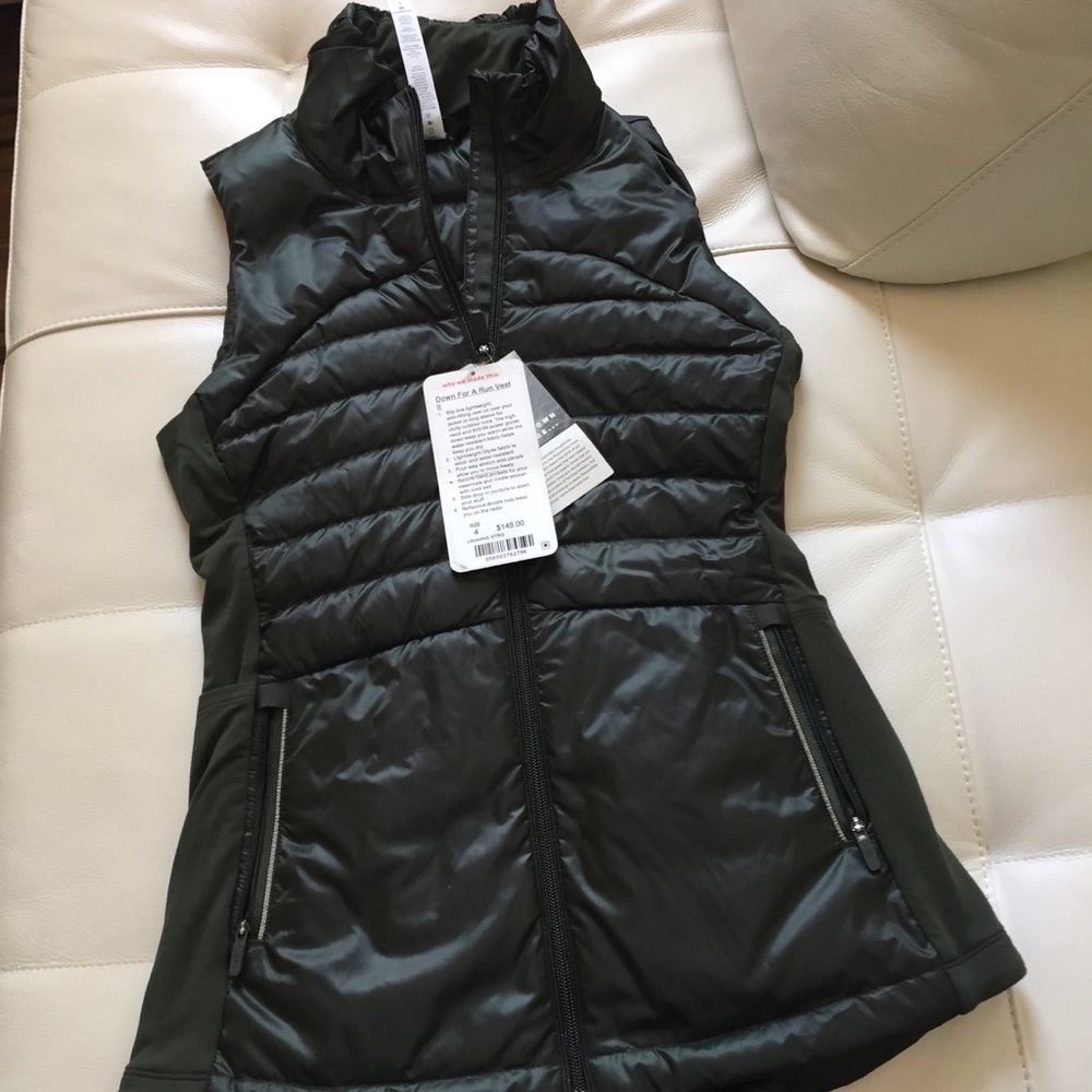 NWT GATOR GREEN LULULEMON DOWN FOR A RUN VEST 2 - Picture 4 of 8